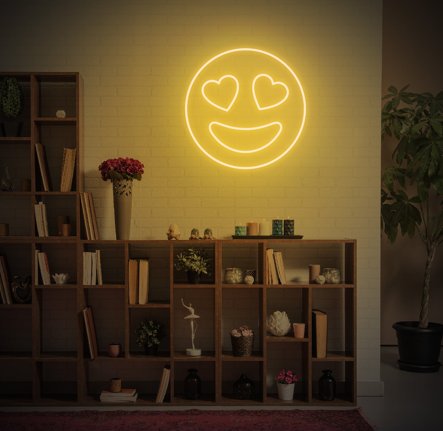 Love Eyes Smiley